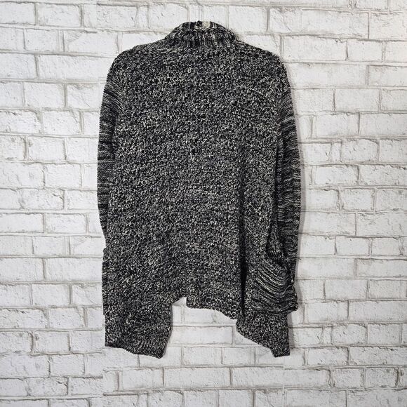 Forever 21 heavy sweater cardigan - Picture 3 of 16